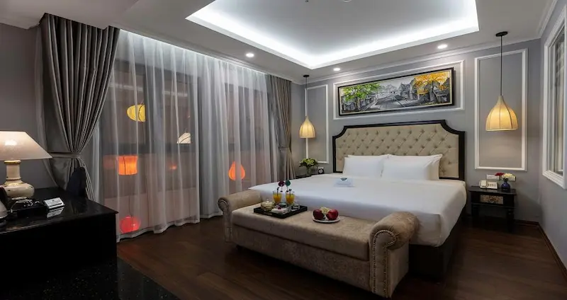 review khách sạn Babylon Premium Hotel