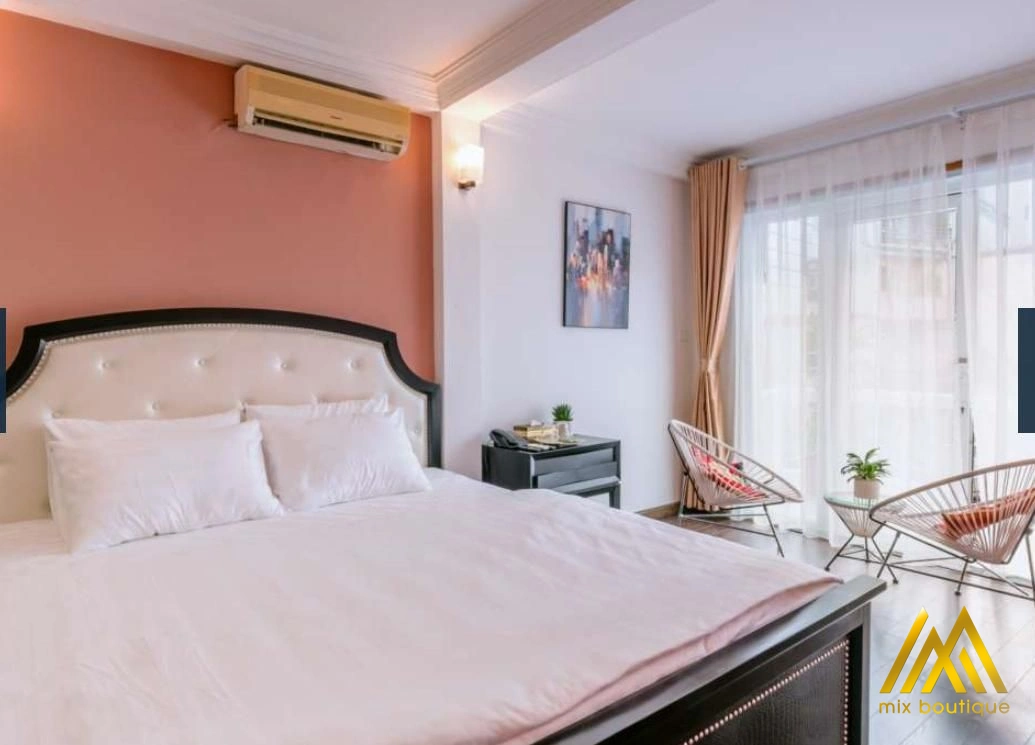 review khách sạn tình yêu Hovi De Villa Hotel