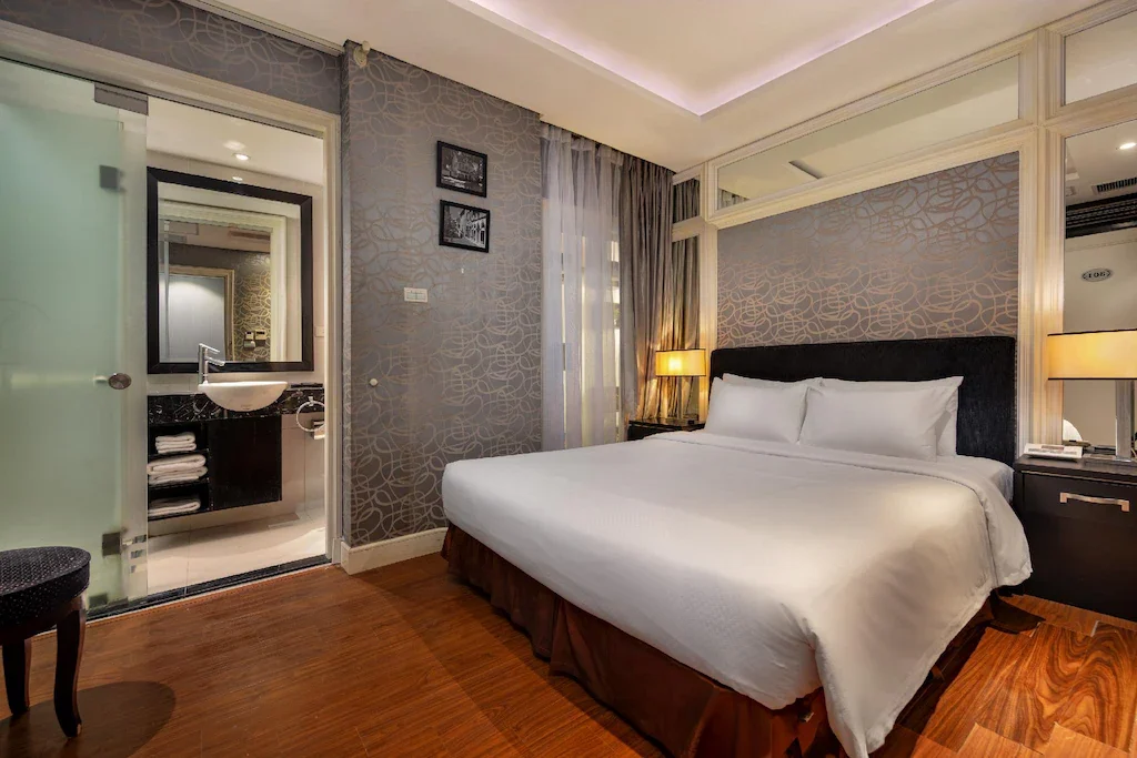 review khách sạn tình yêu Classy Boutique Hotel