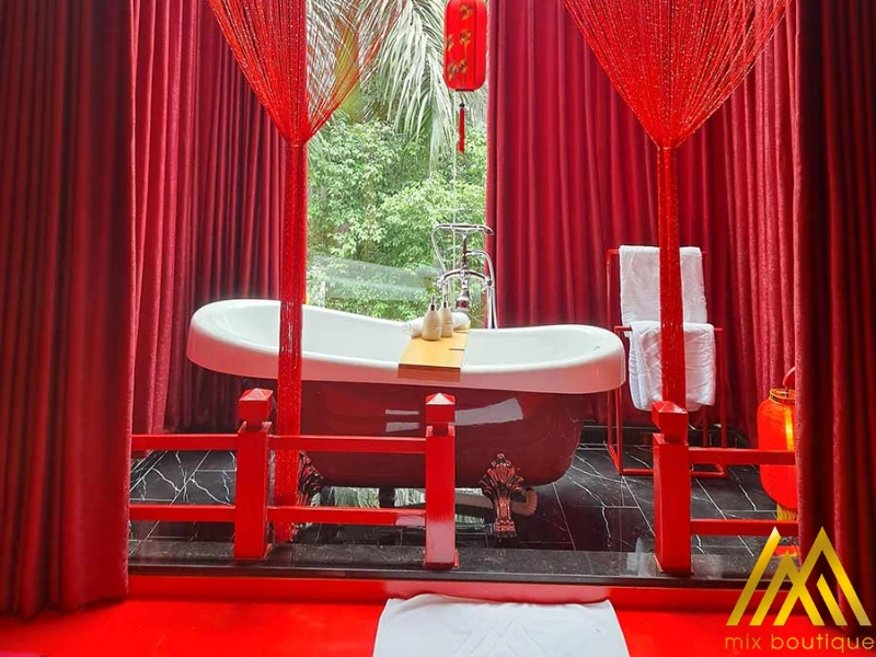 Phòng xông hơi trong khách sạn tình yêu giúp các cặp đôi nâng cao trải nghiệm lãng mạn