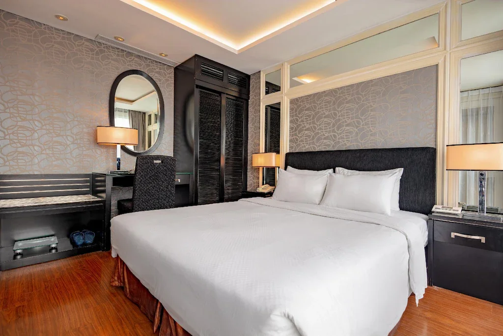 review khách sạn tình yêu Classy Boutique Hotel