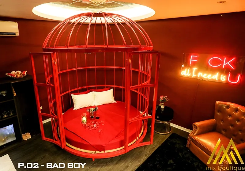 Kinh nghiệm đi khách sạn tình yêu lần đầu bạn cần làm gì?