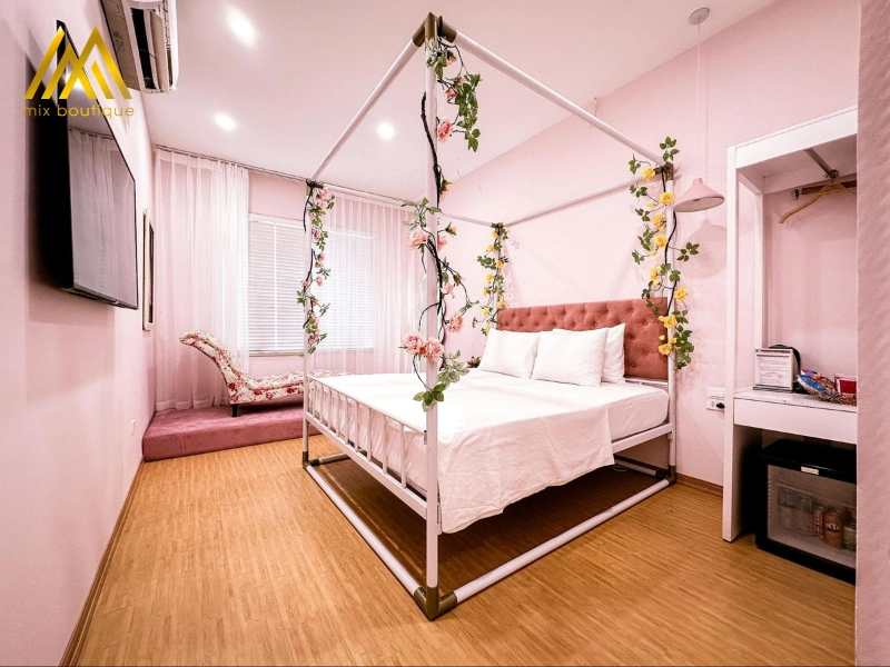 Concept Lolita lấy cảm hứng từ vẻ đẹp cổ điển và hiện đại của Nhật Bản
