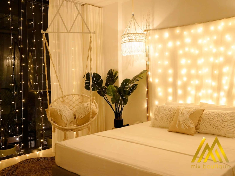 phòng khách sạn có xích đu cho cặp đôi