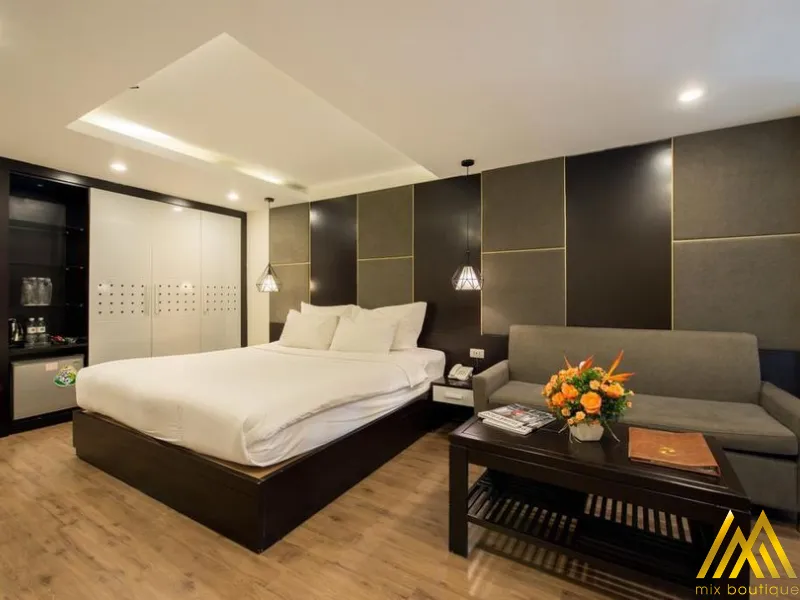 Rising Dragon Palace Hotel