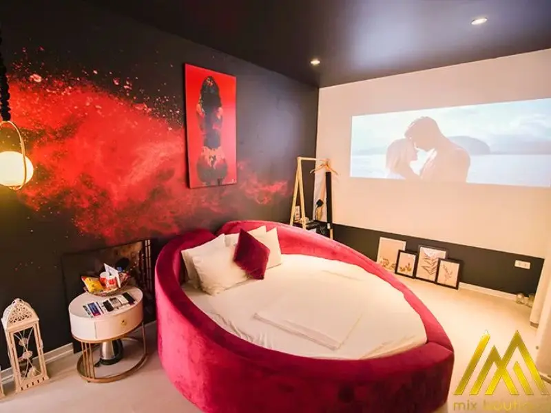 Khách sạn tình yêu có giường tròn