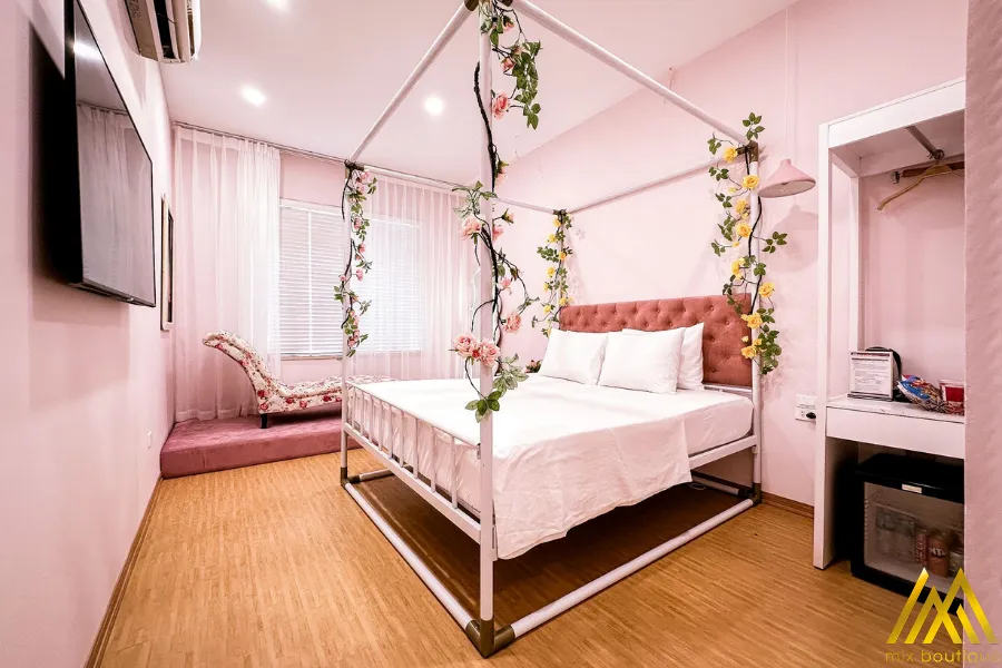 Khám Phá Phòng Khách Sạn Công Chúa Lãng Mạn Và Ngọt Ngào Tại Mix Hotel