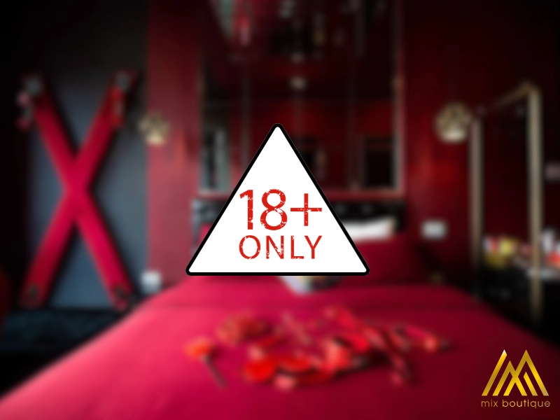 Khách sạn tình yêu có cho người dưới 18 tuổi không?